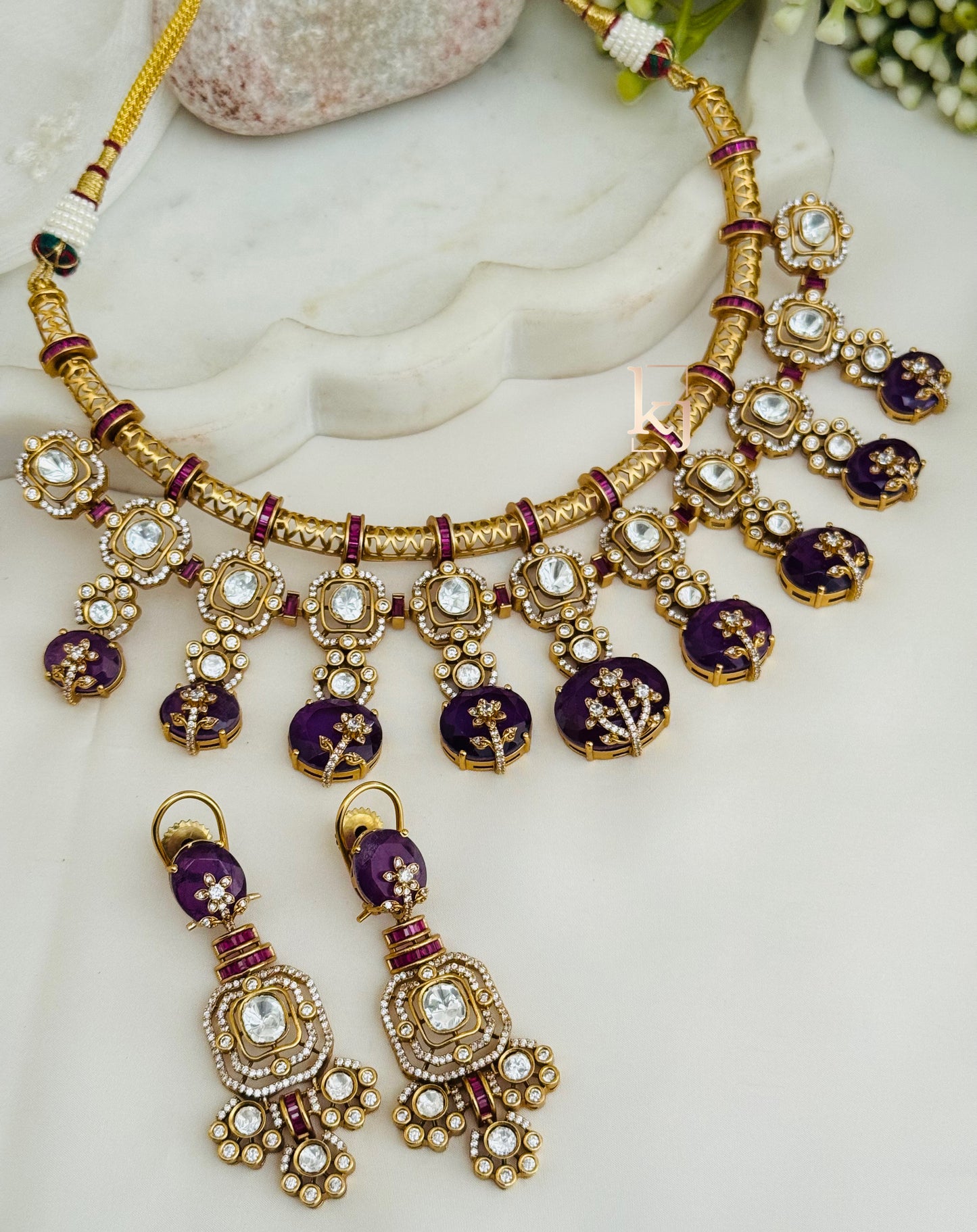 Ira necklace set