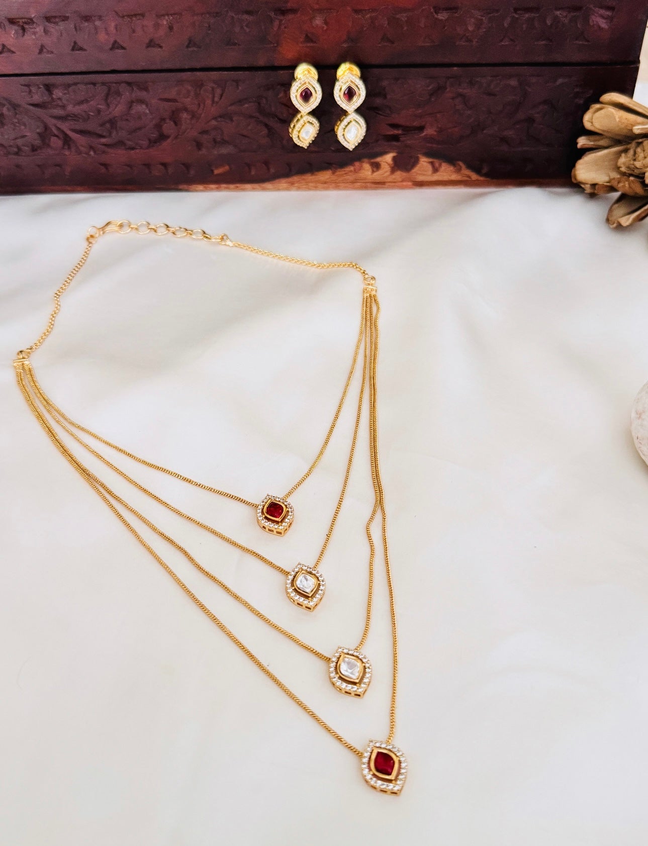 Alba Elegant Necklace set