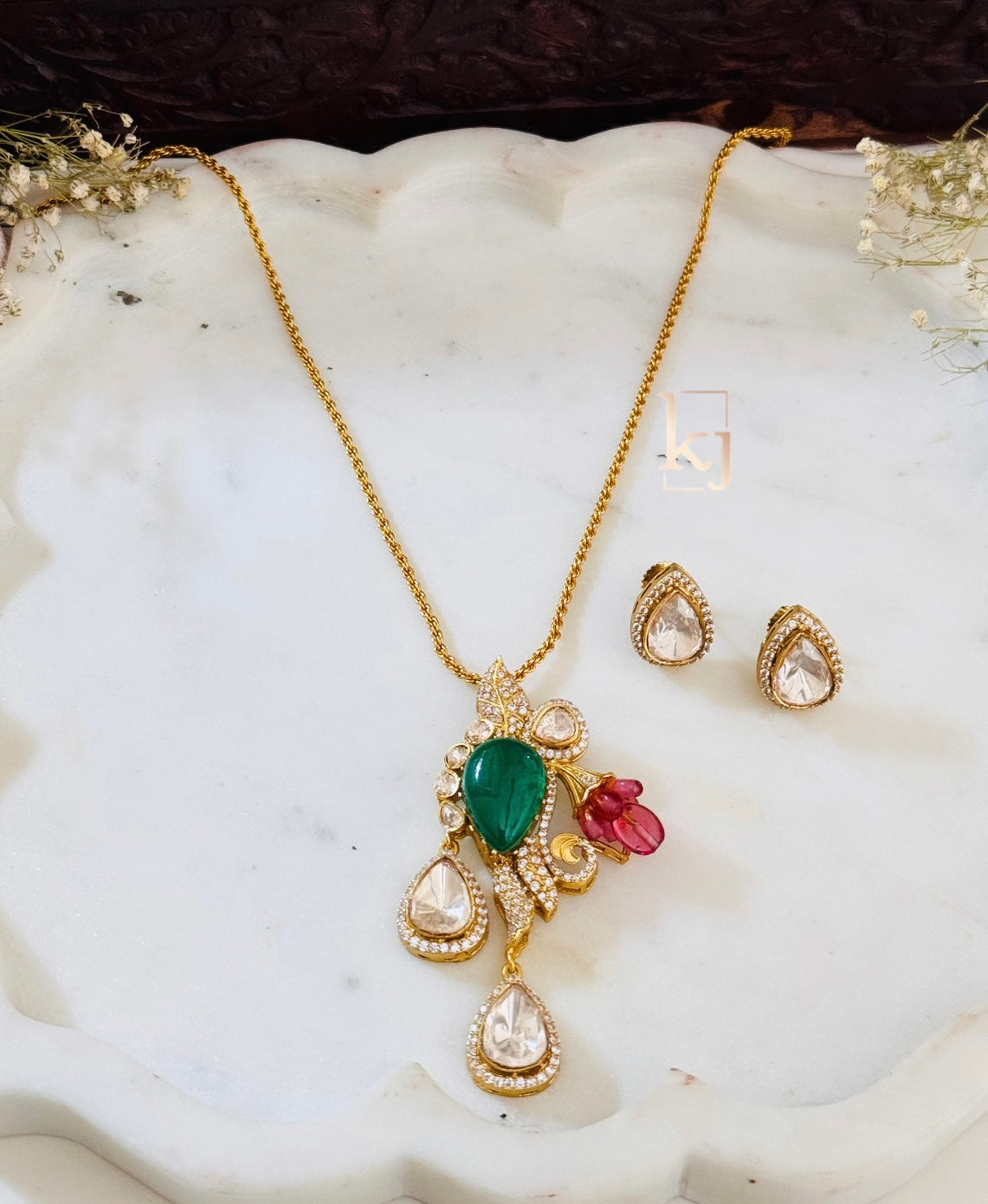 Freesia elegant set