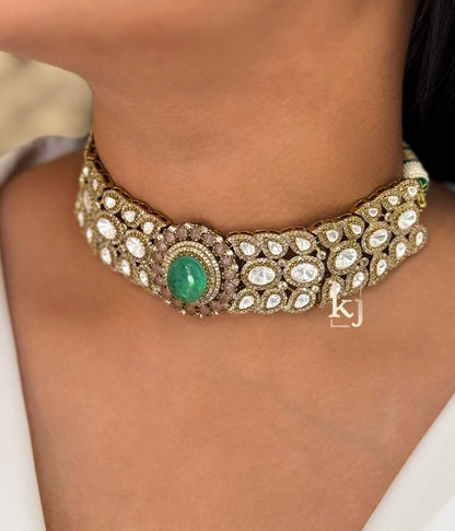 Azalea choker set
