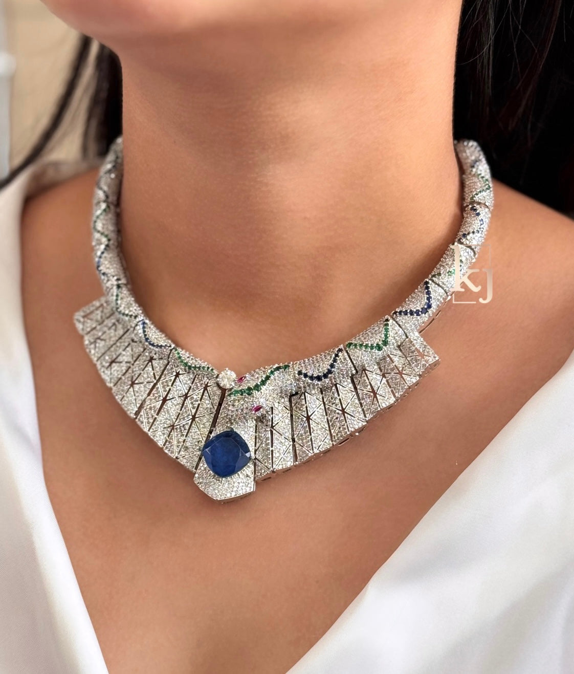 Heni necklace set