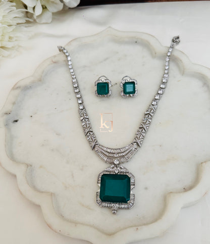 wren pendant set