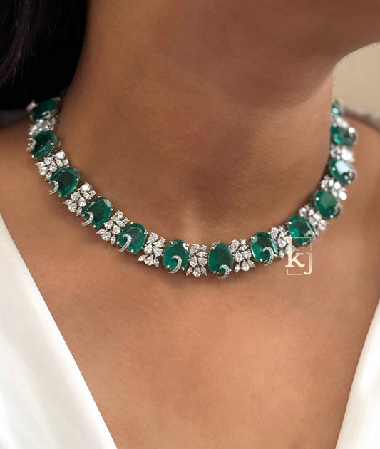 Beth necklace set