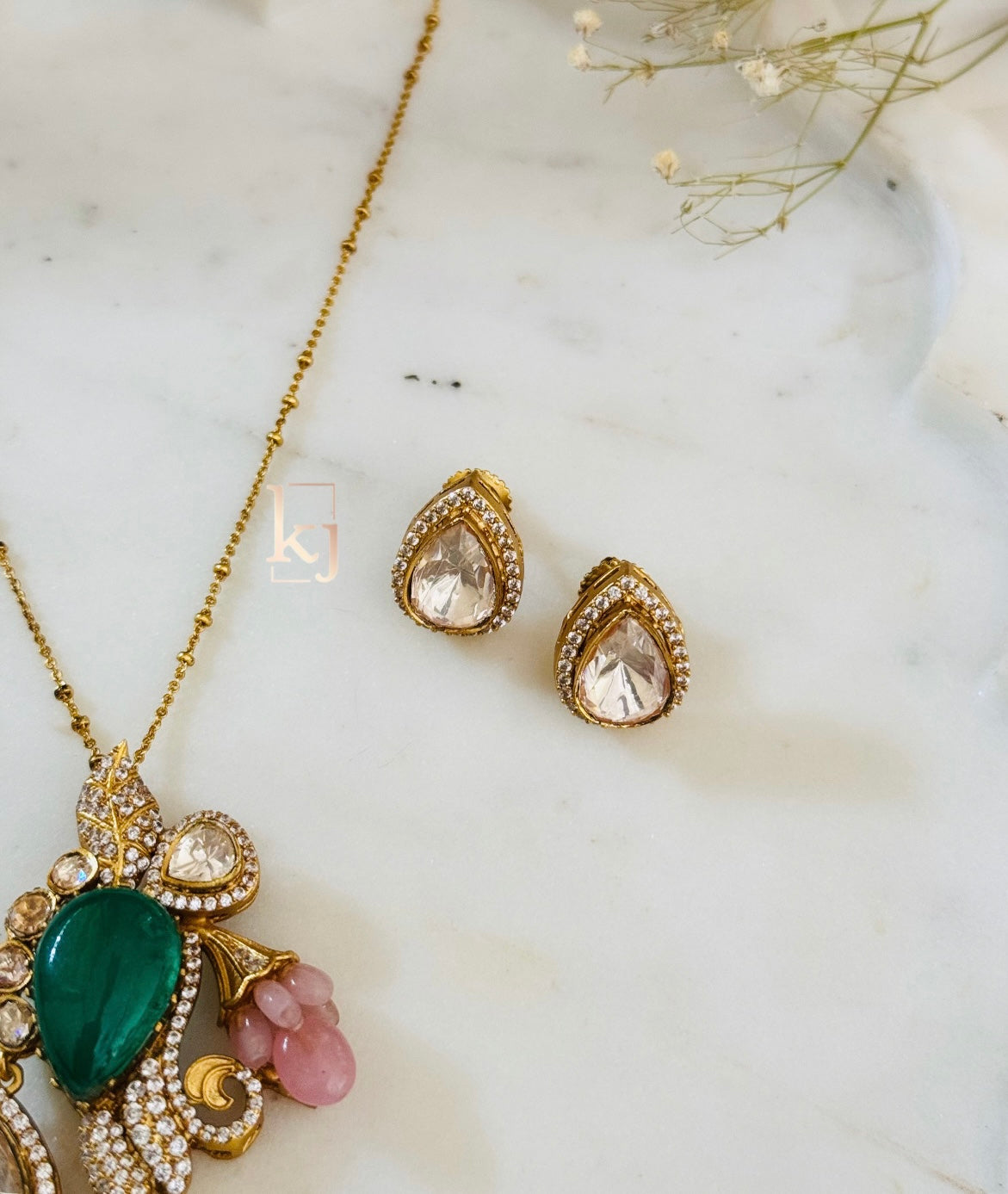 Freesia elegant set
