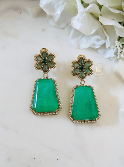 Eloise Earrings set