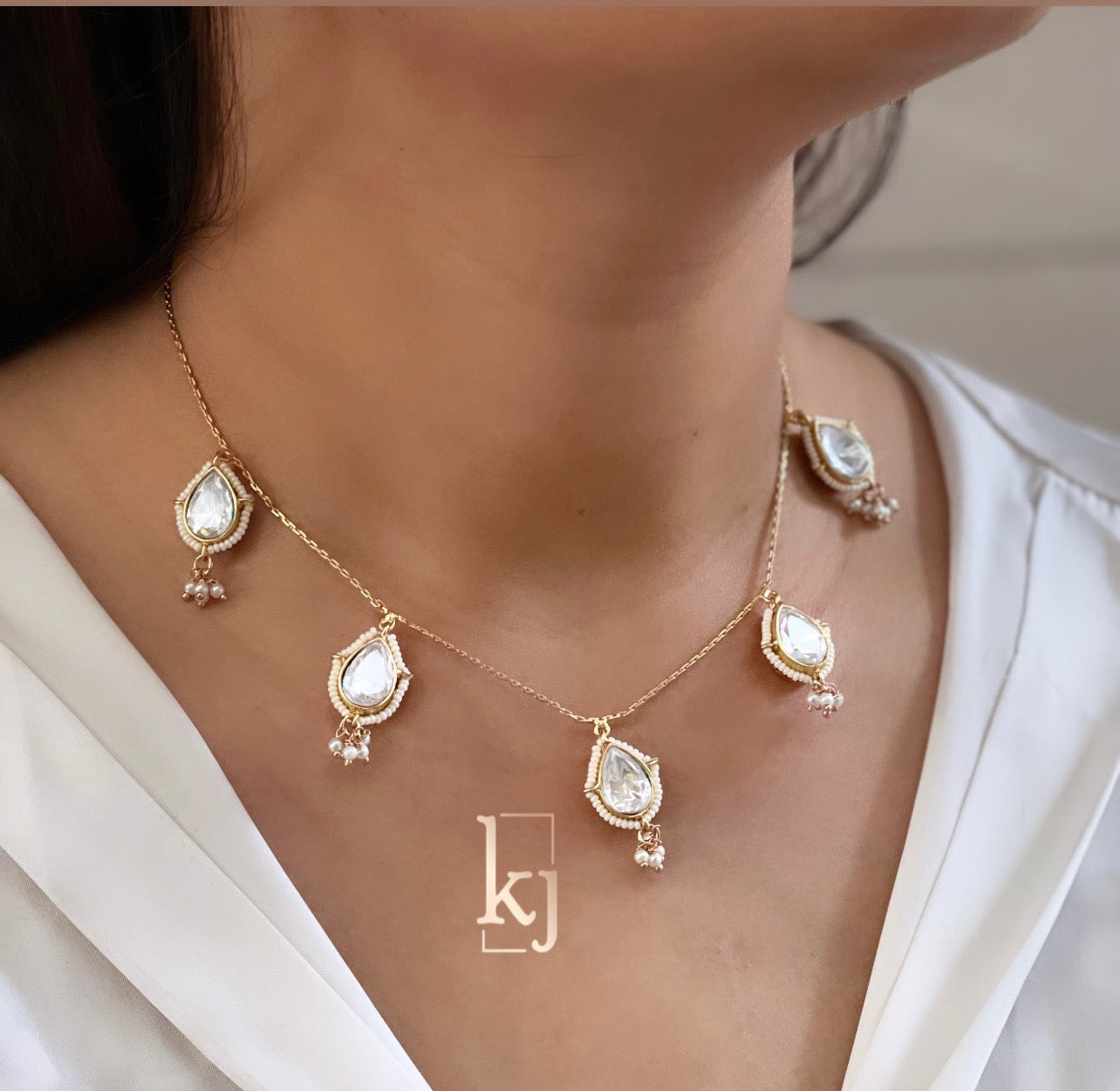 Almond Elegant Pendant set