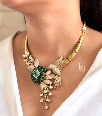 Shriyv necklace set