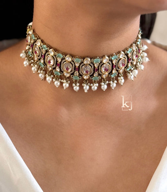 Nihira choker set