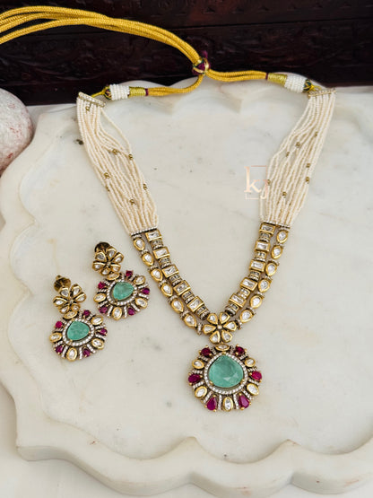 Kristina necklace set