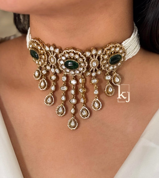 Aston choker set