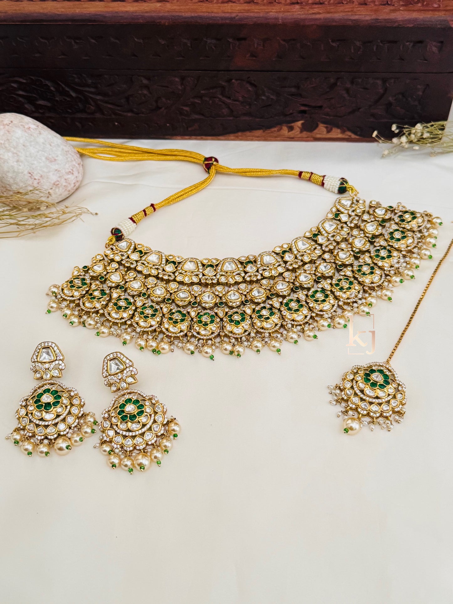 Ambrosia bridal set