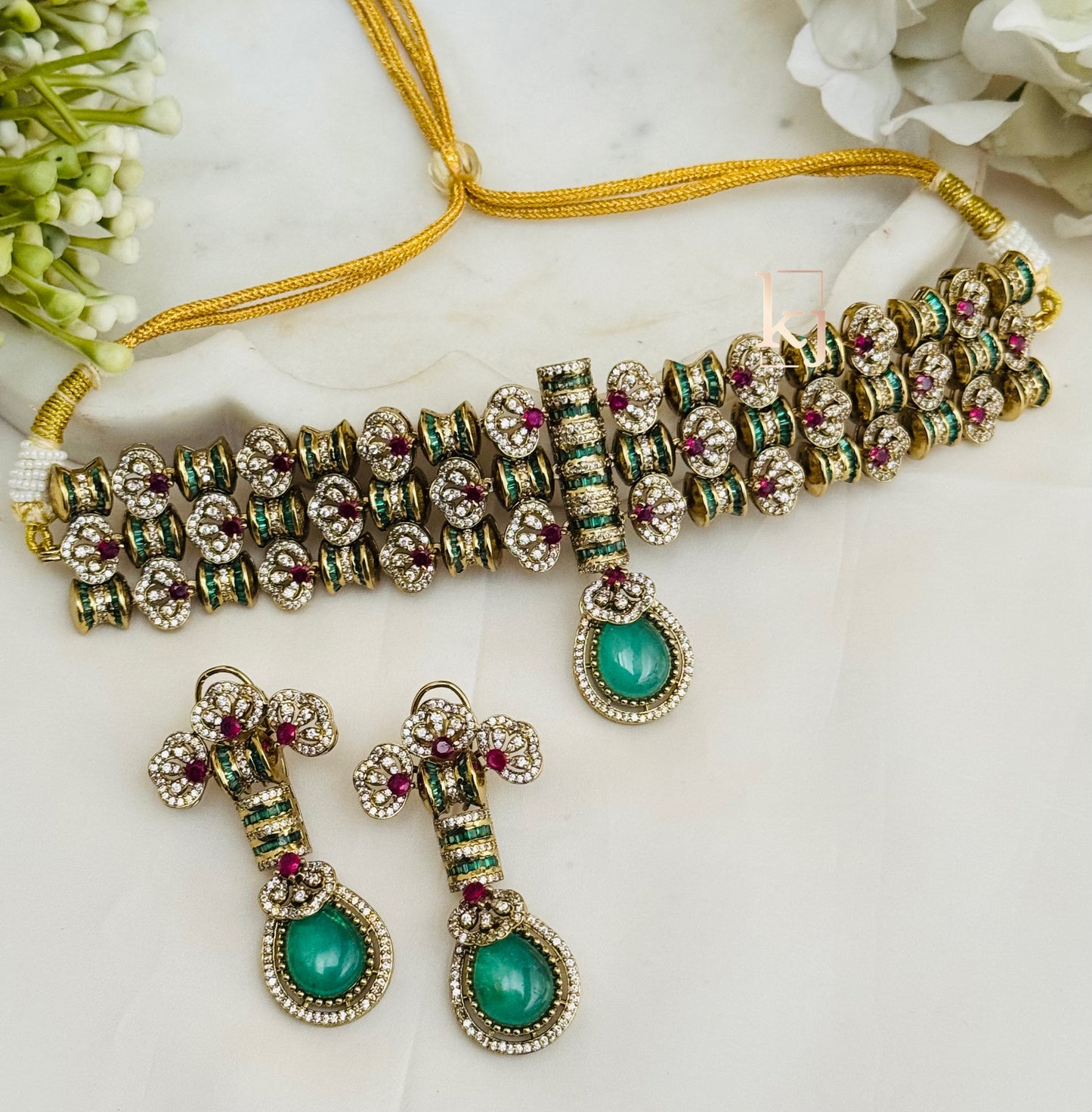 Driza choker set