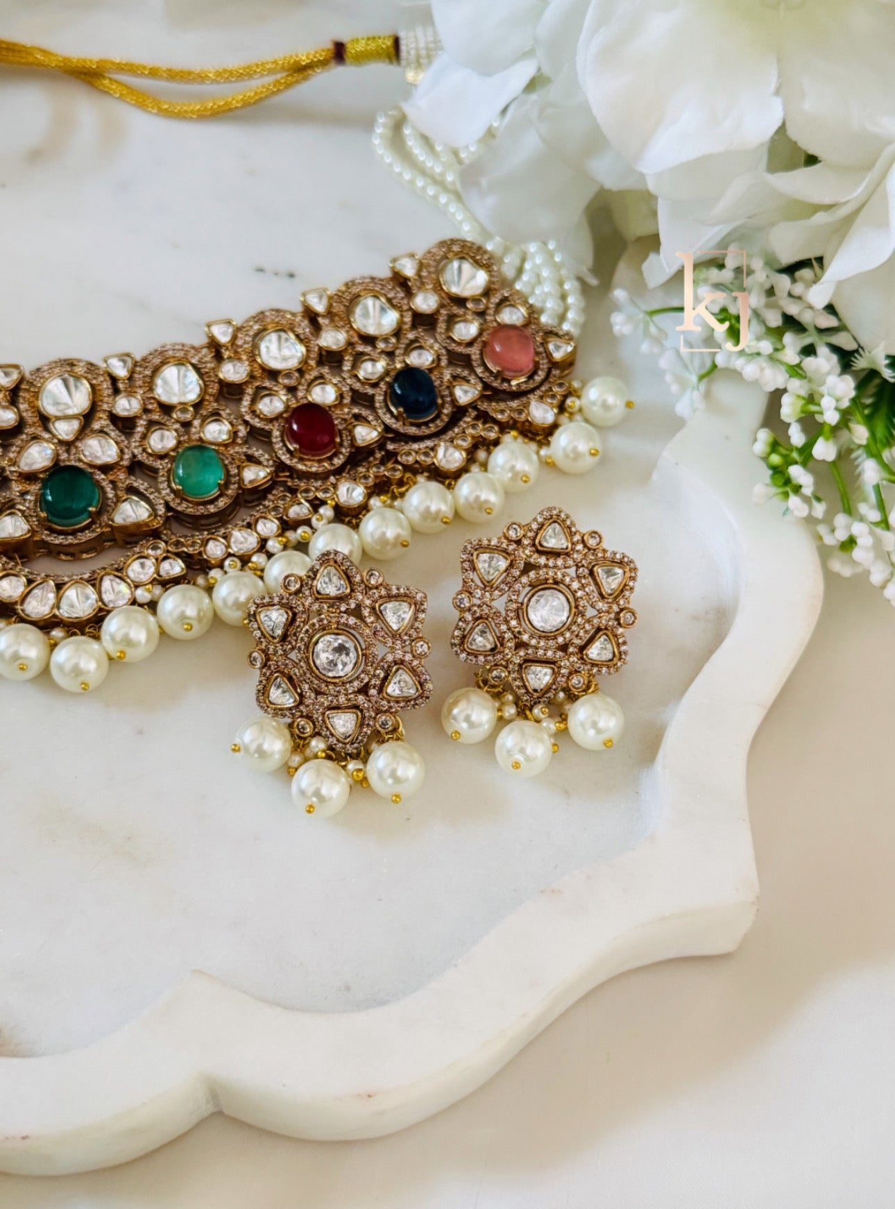 Rajwadi navratna choker set