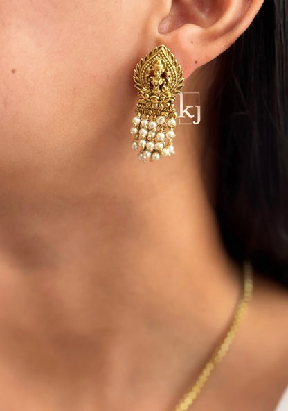 Vihaa pendant set