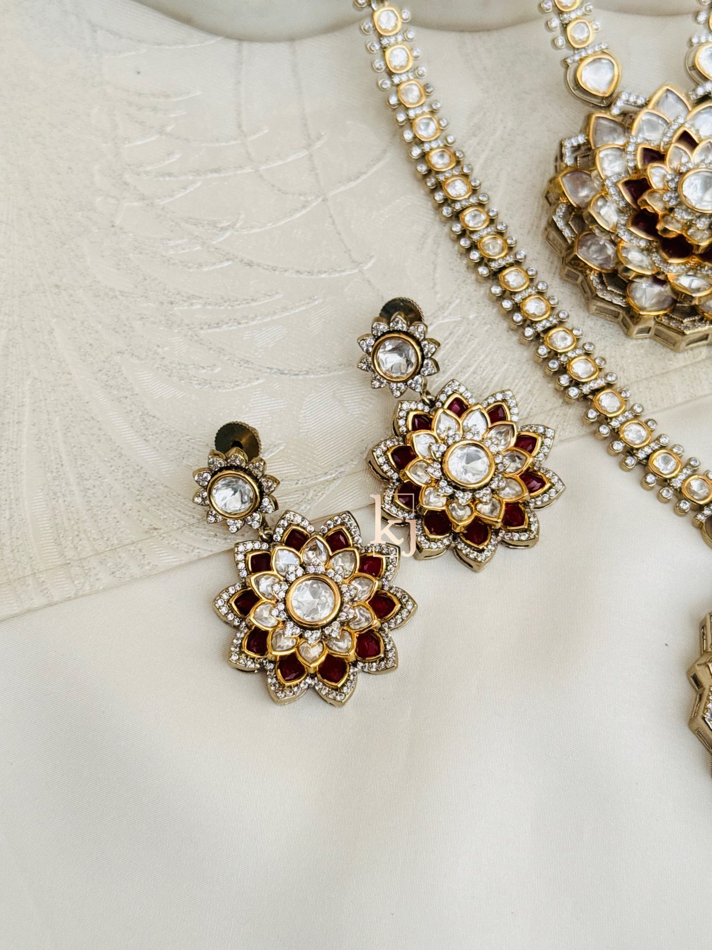 Neolani 2 layers pendant set