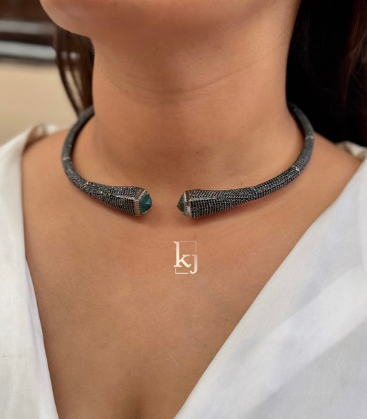 Ruzi necklace set
