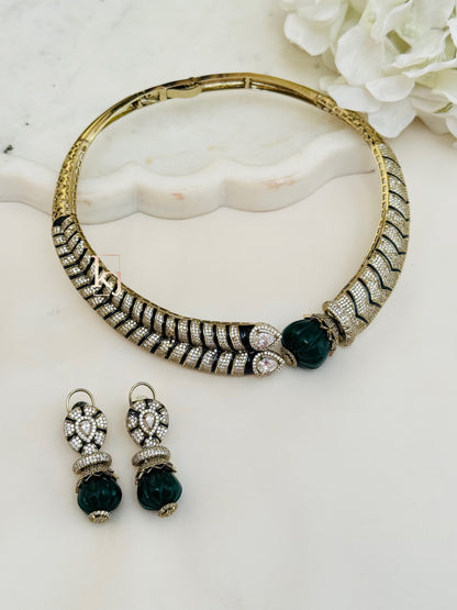 Ziraha necklace set