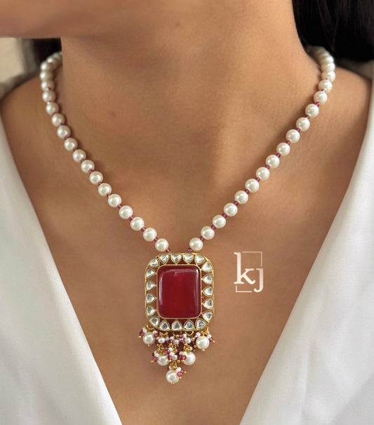 Rivena pendant set