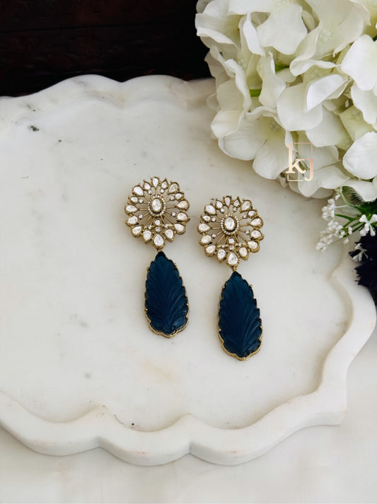 Valic Earrings set