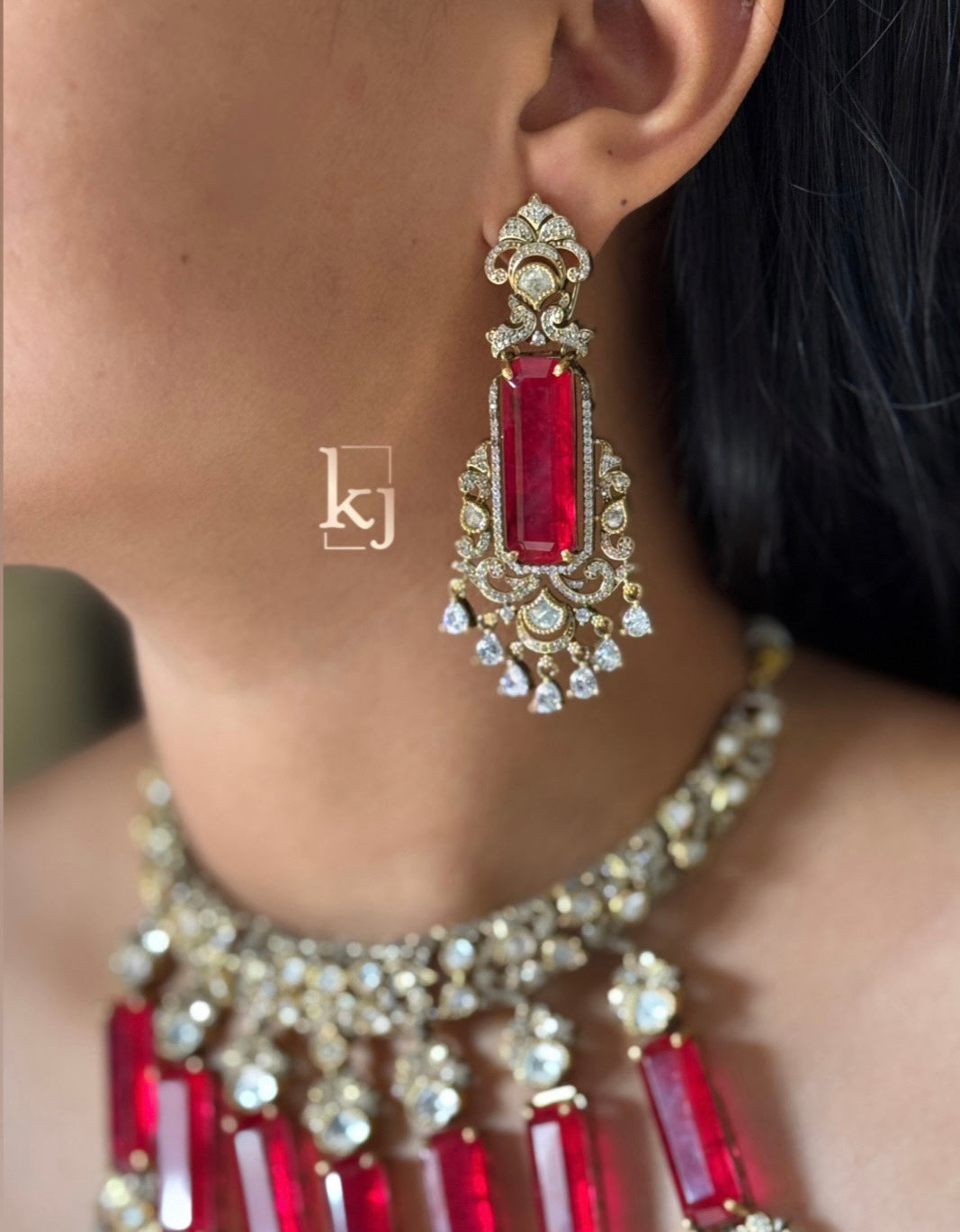 Meade necklace set