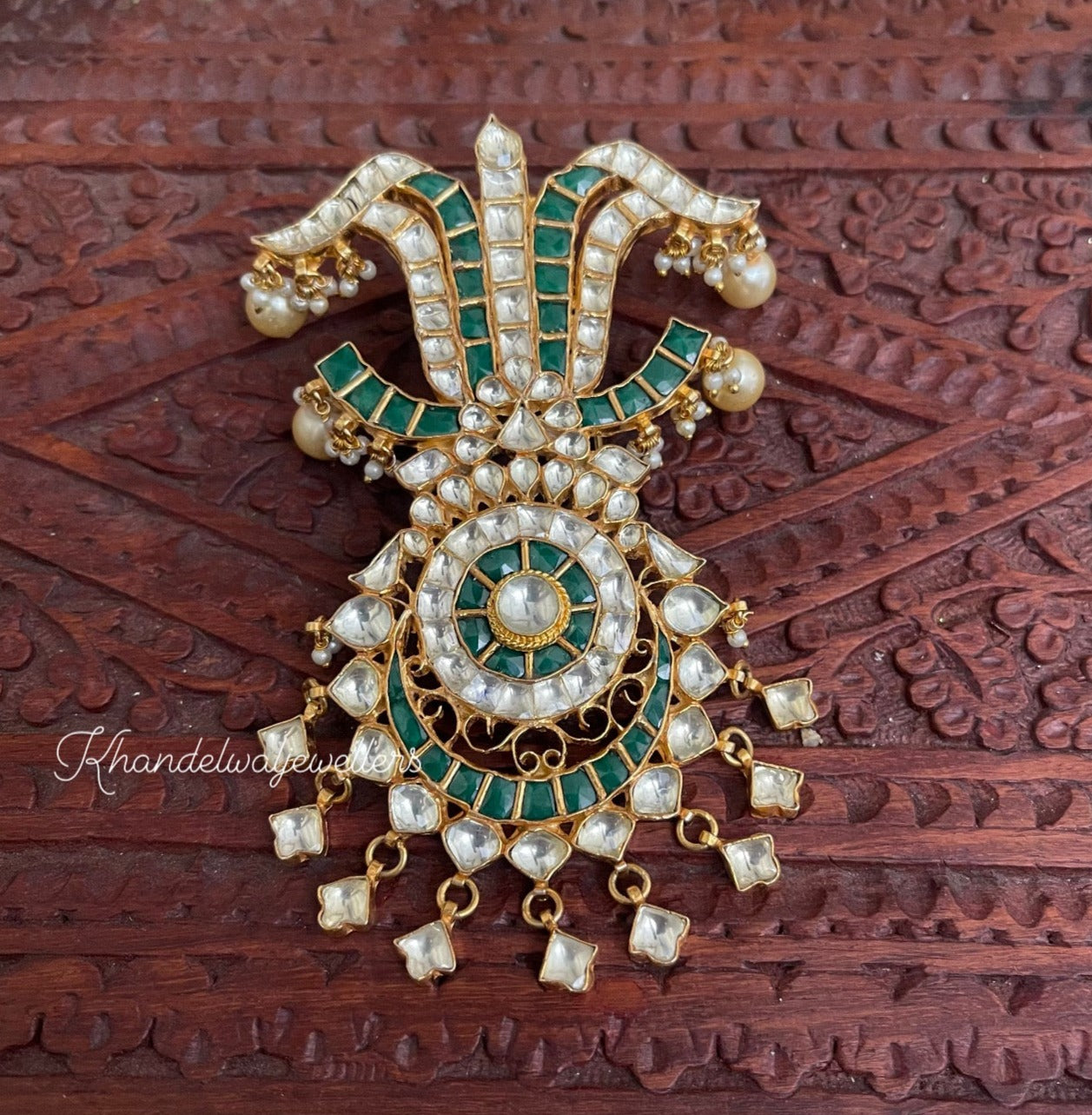 Nawabs Dimond And Green Kundan Kalangi