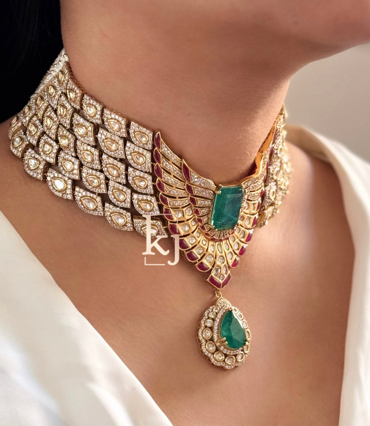 Emilia choker set