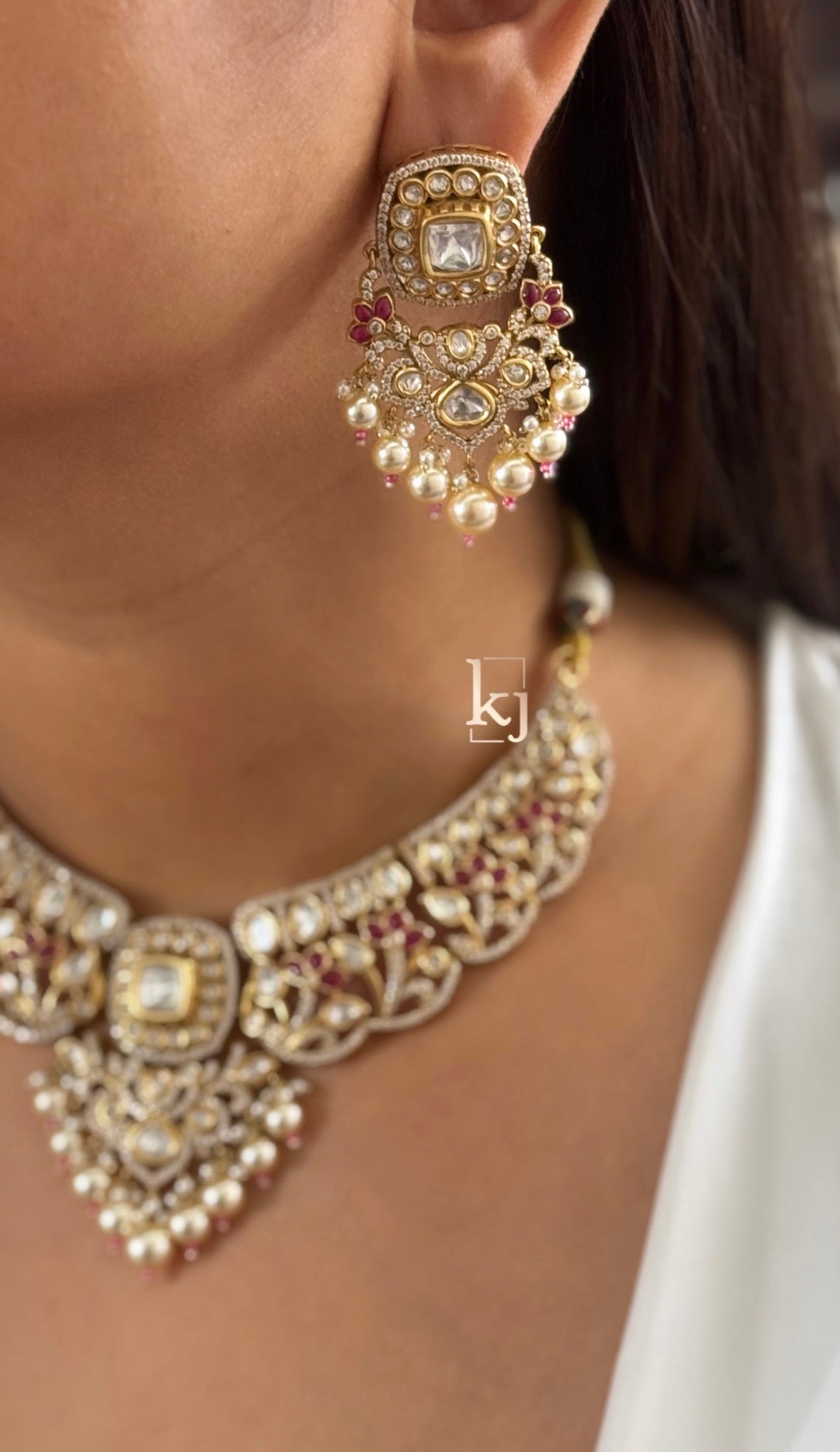 Syran choker set
