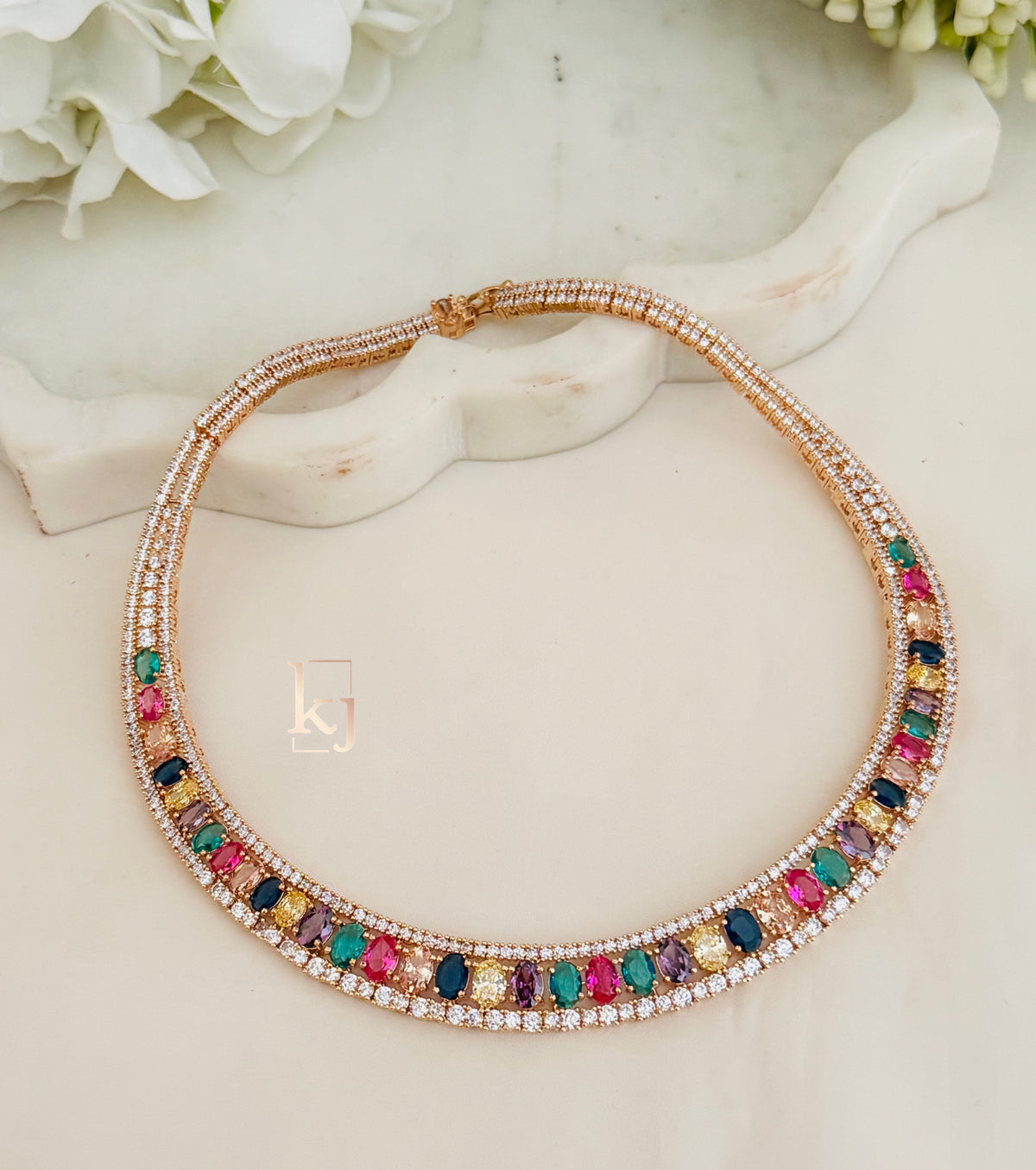 Laira necklace set