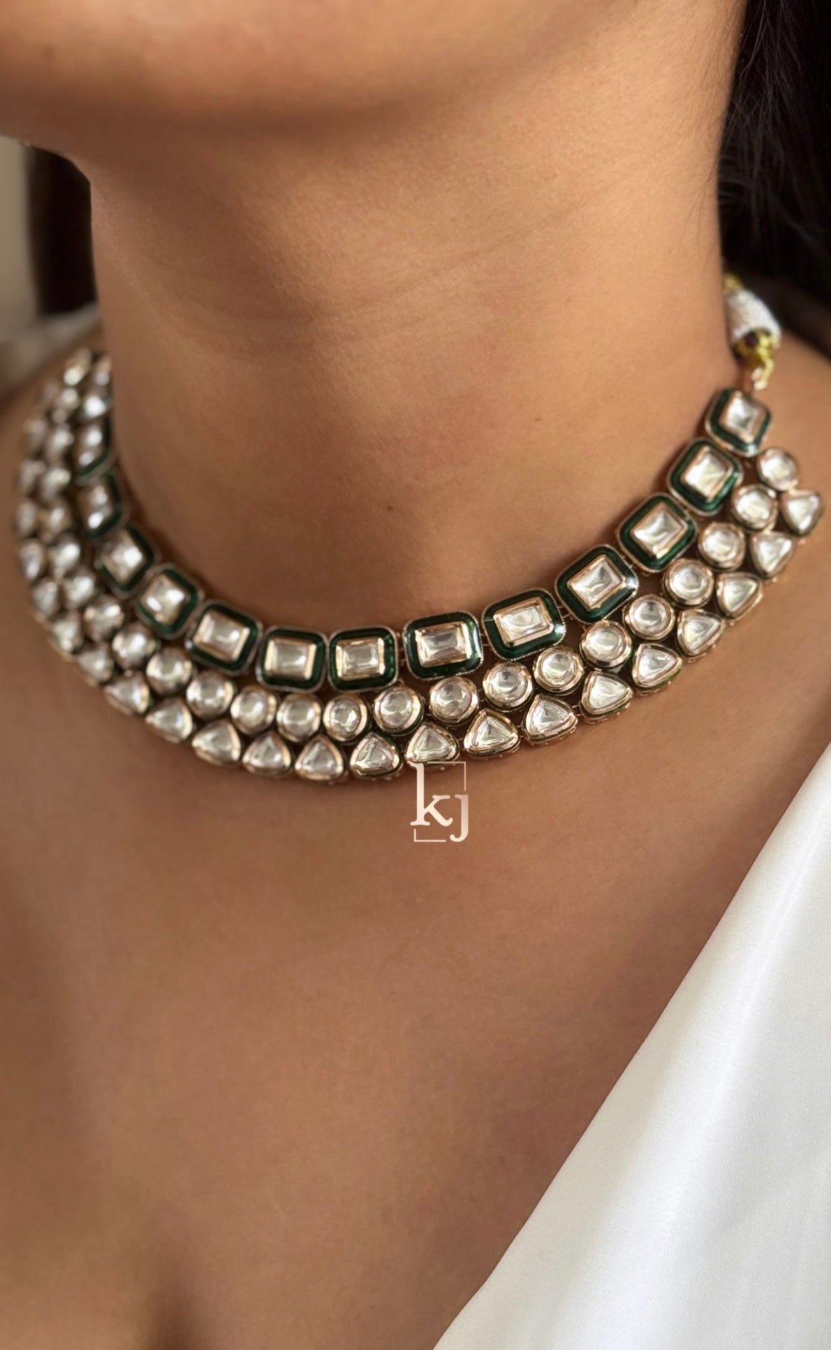 Nora choker set