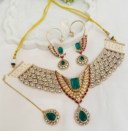Emilia choker set