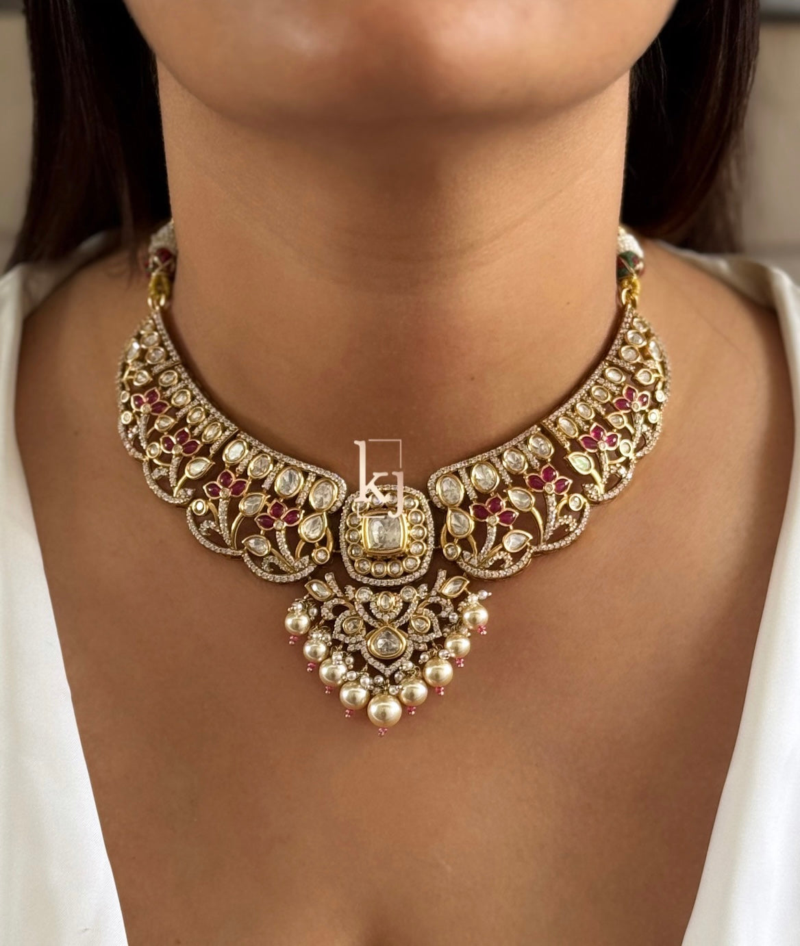 Syran choker set