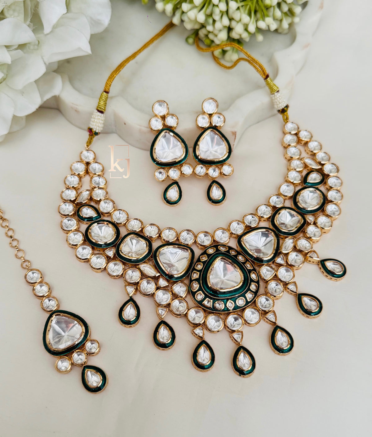 Lilly necklace set