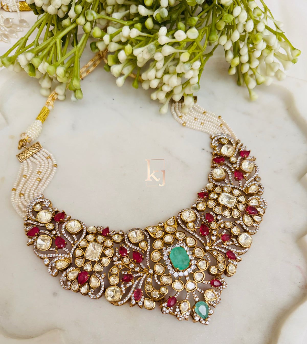 Calive necklace set