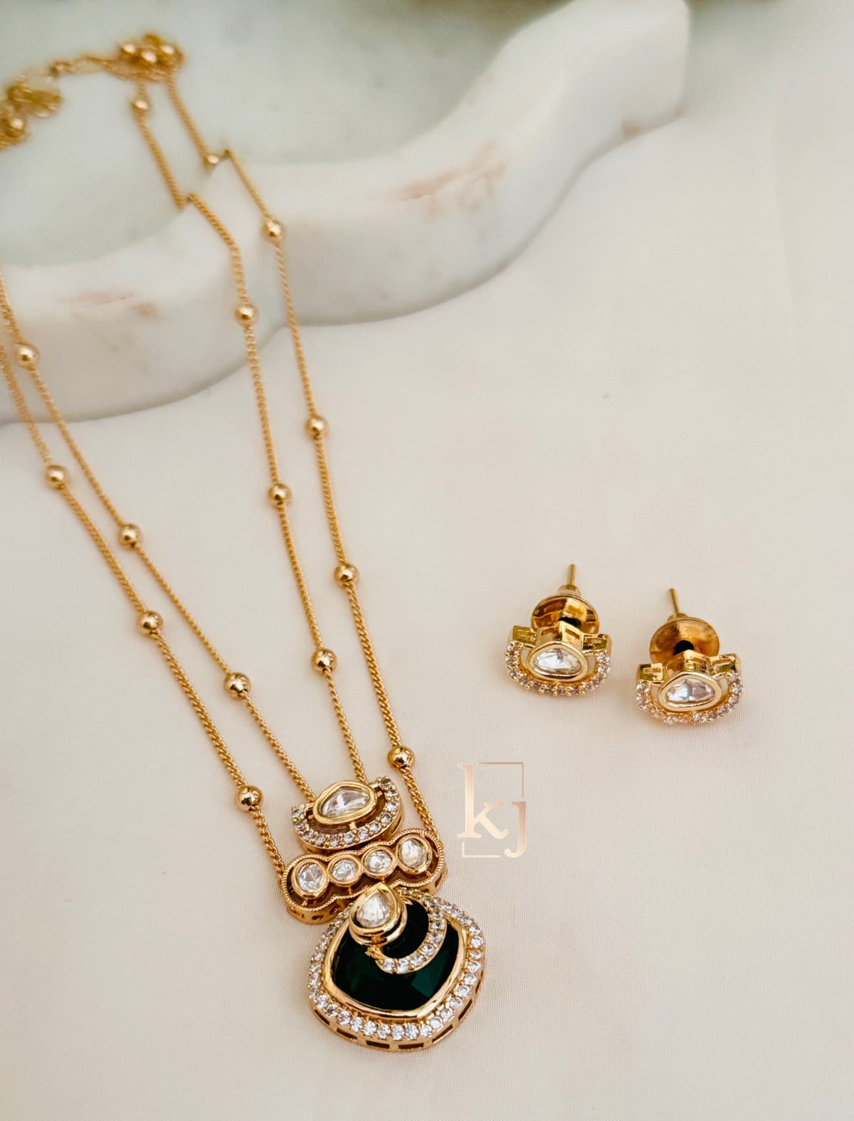Gloria pendant set