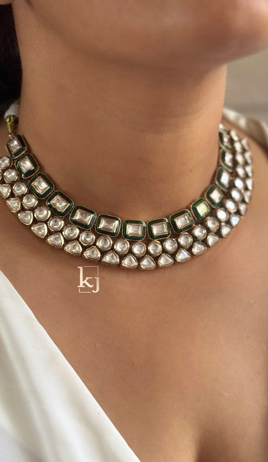 Nora choker set