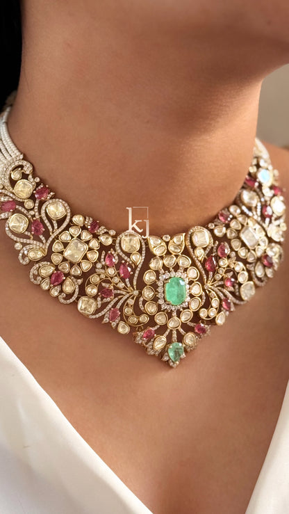 Calive necklace set