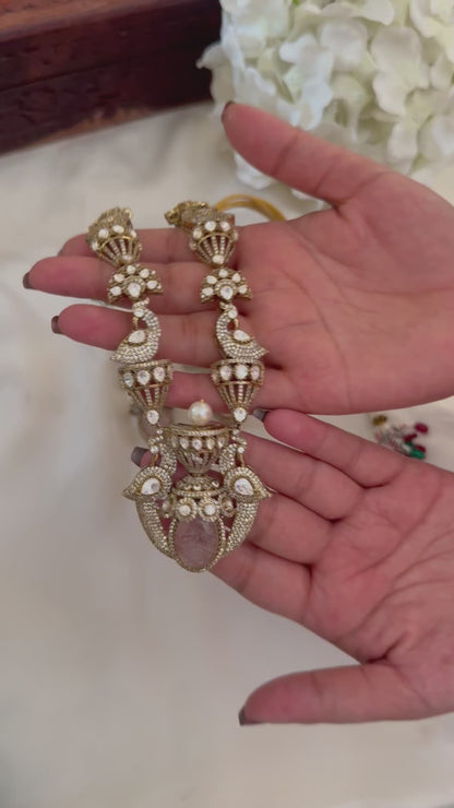 Nicolette necklace set