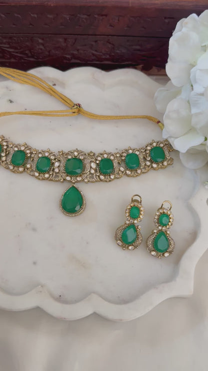 Xin choker set