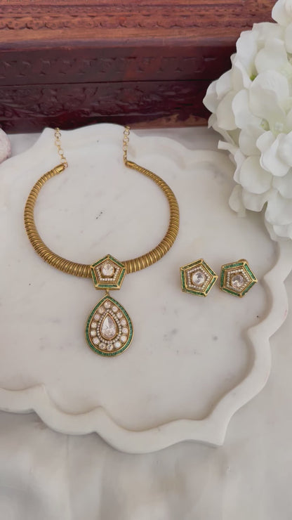 Sena necklace set