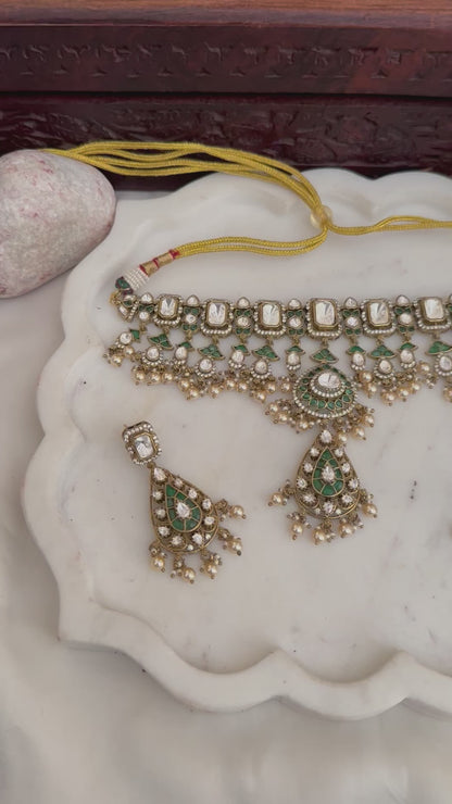 Cecil choker set