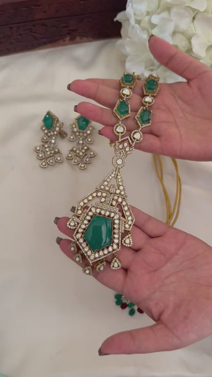 Leola pendant set