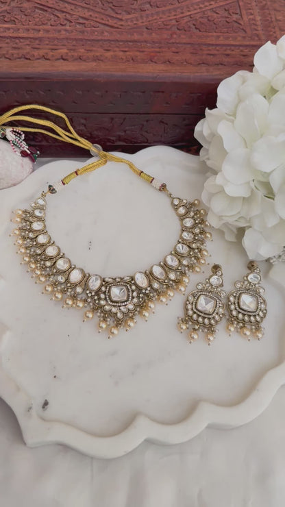 Astra necklace set