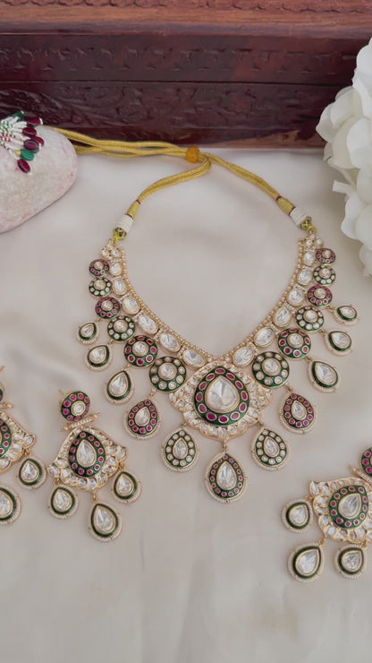 Kalmia Necklace set