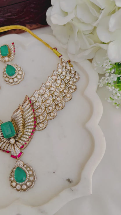 Lavinia Choker set