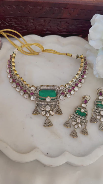 Eli choker set