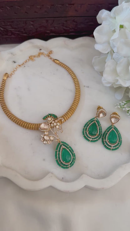 Lira necklace set